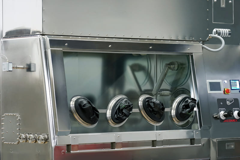 Anaerobe Umgebung in der Glovebox Anaerobe Umgebung in der Glovebox